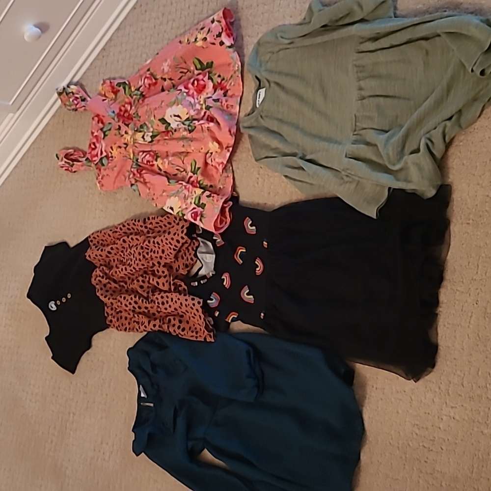 Girls size 6-7 dresses